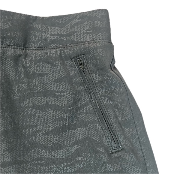 Orvis Skort Womens Small Gray Camo Elastic Waist Zipper Pockets Lined Athletic - Picture 3 of 7